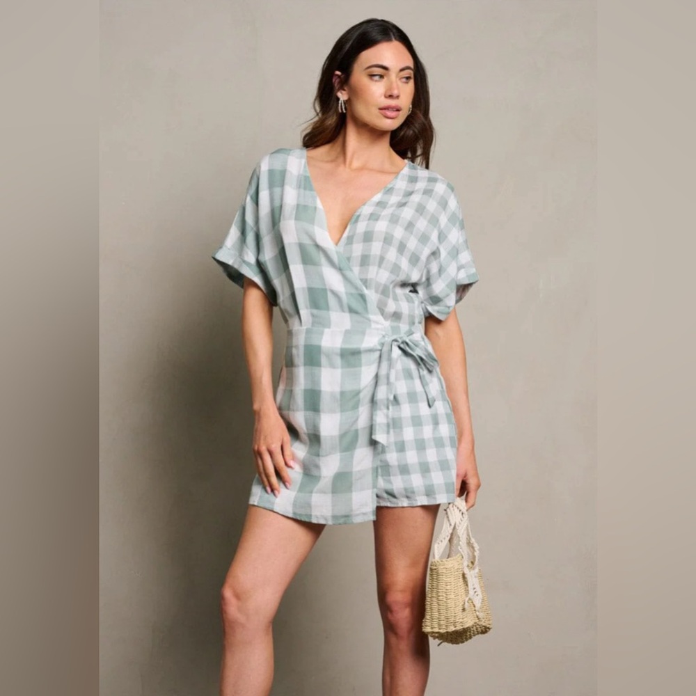 Jaiden- short sleeve plaid wrap romper - Picture 2 of 4
